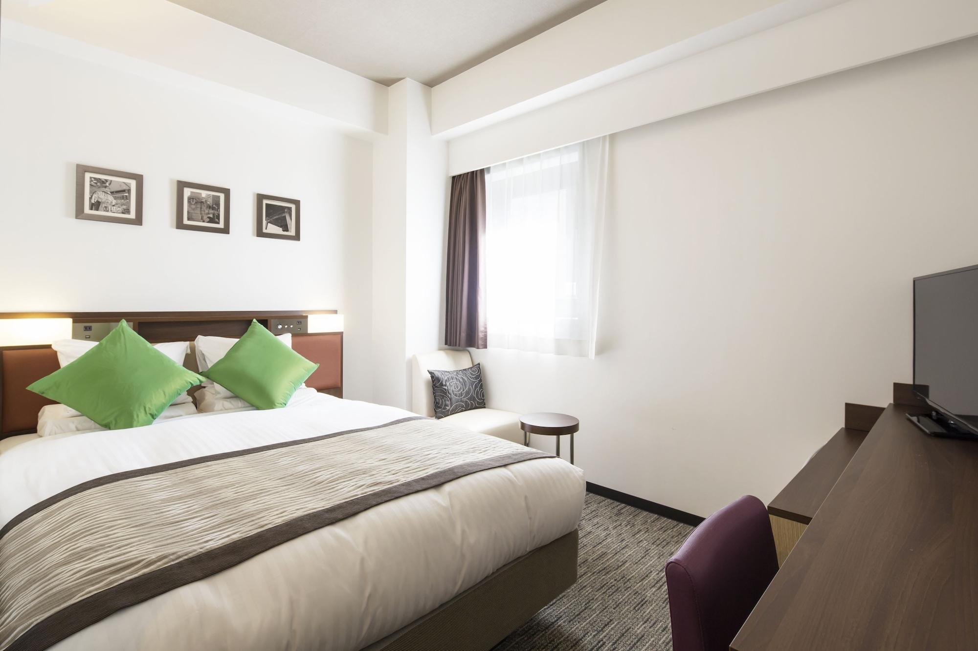 Hotel Mystays Shin Osaka Conference Center Екстер'єр фото