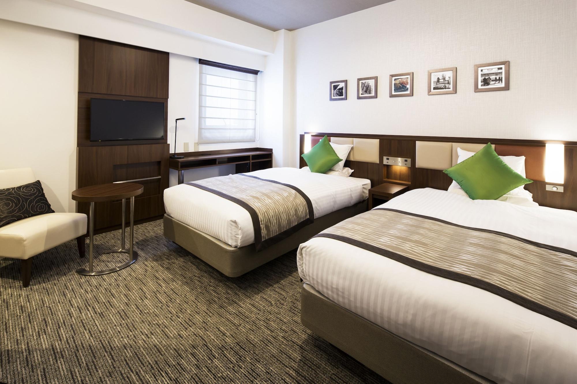 Hotel Mystays Shin Osaka Conference Center Екстер'єр фото