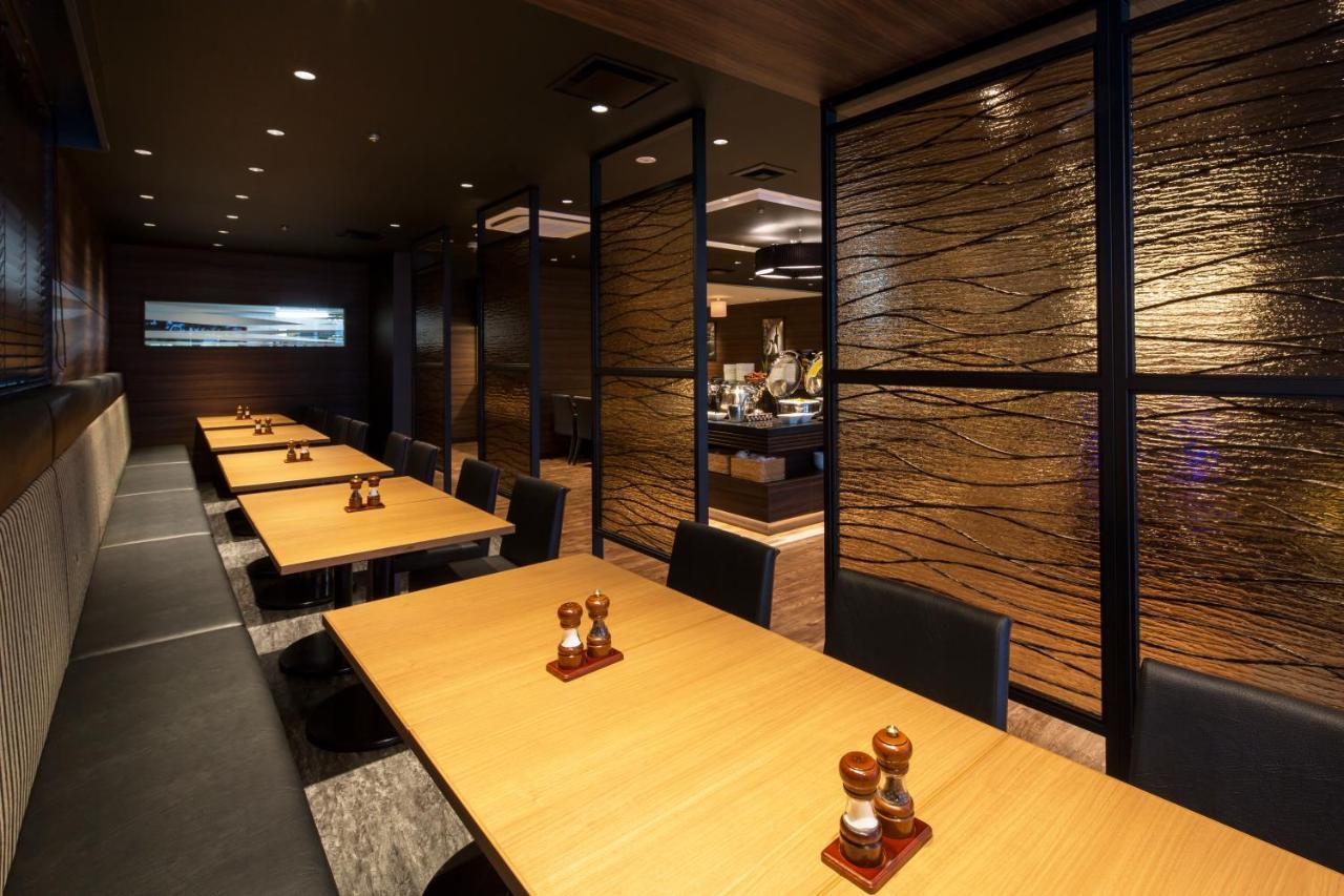 Hotel Mystays Shin Osaka Conference Center Екстер'єр фото